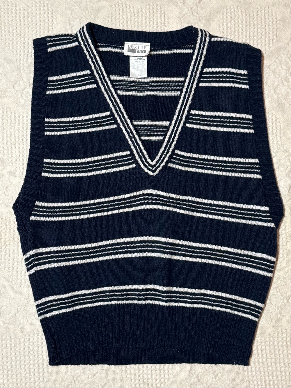 Vintage Leslie Fay Navy Blue & White Striped Sweater Vest Size 16 Made USA